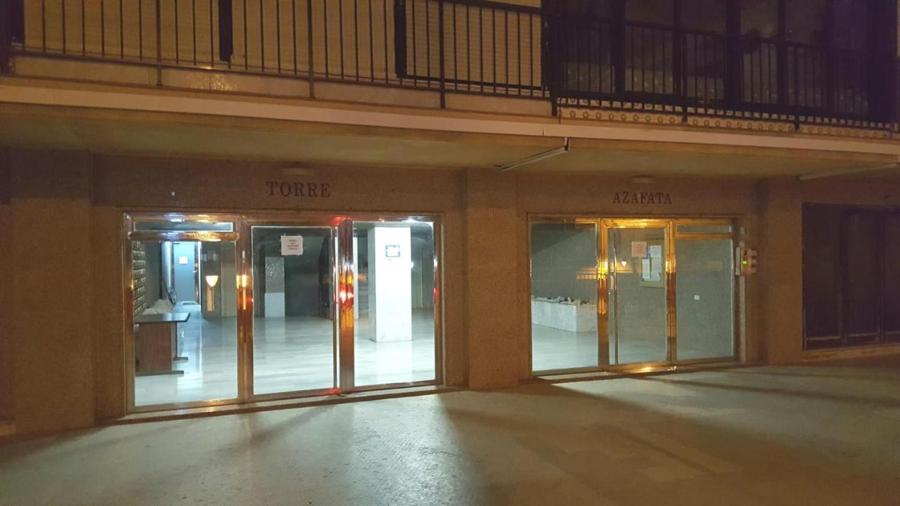 شقة Torre Azafata آريناليس ديل سول المظهر الخارجي الصورة