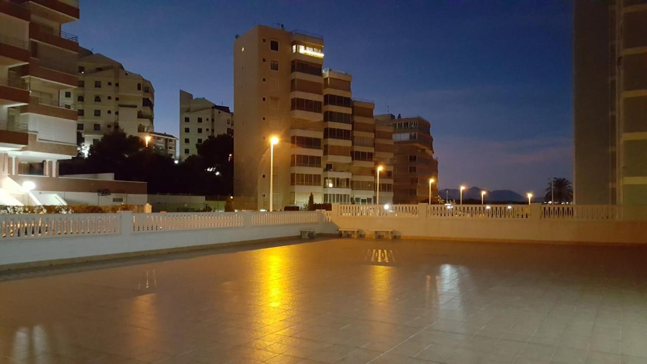 شقة Torre Azafata آريناليس ديل سول المظهر الخارجي الصورة