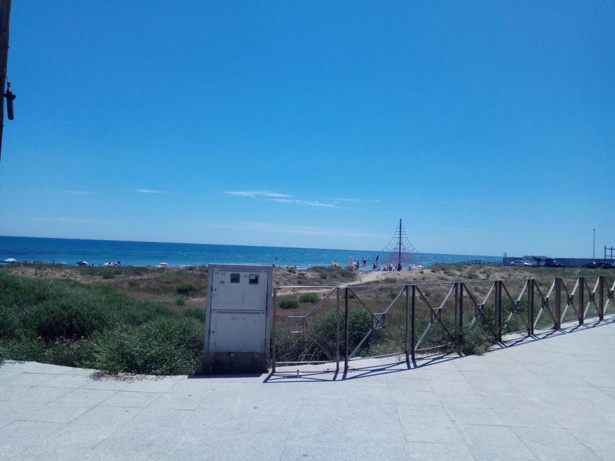 شقة Torre Azafata آريناليس ديل سول المظهر الخارجي الصورة