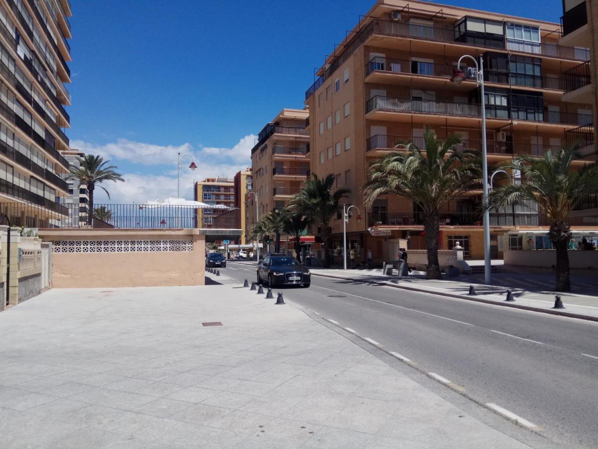 شقة Torre Azafata آريناليس ديل سول المظهر الخارجي الصورة